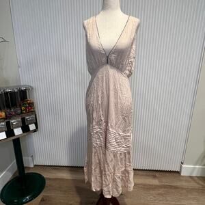 PAMPELONE Women's Grace Double V-neck Midi Sleeveless Dress Size M